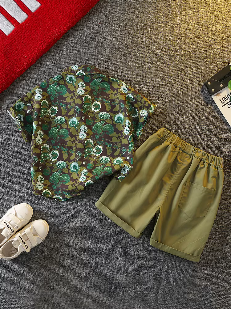 Bộ trang phục hè thời thượng cho bé trai 2025, bộ đồ hè mới cho trẻ lớn, áo ngắn tay phong cách đường phố cá tính, áo kiểu Hàn Quốc cho bé trai