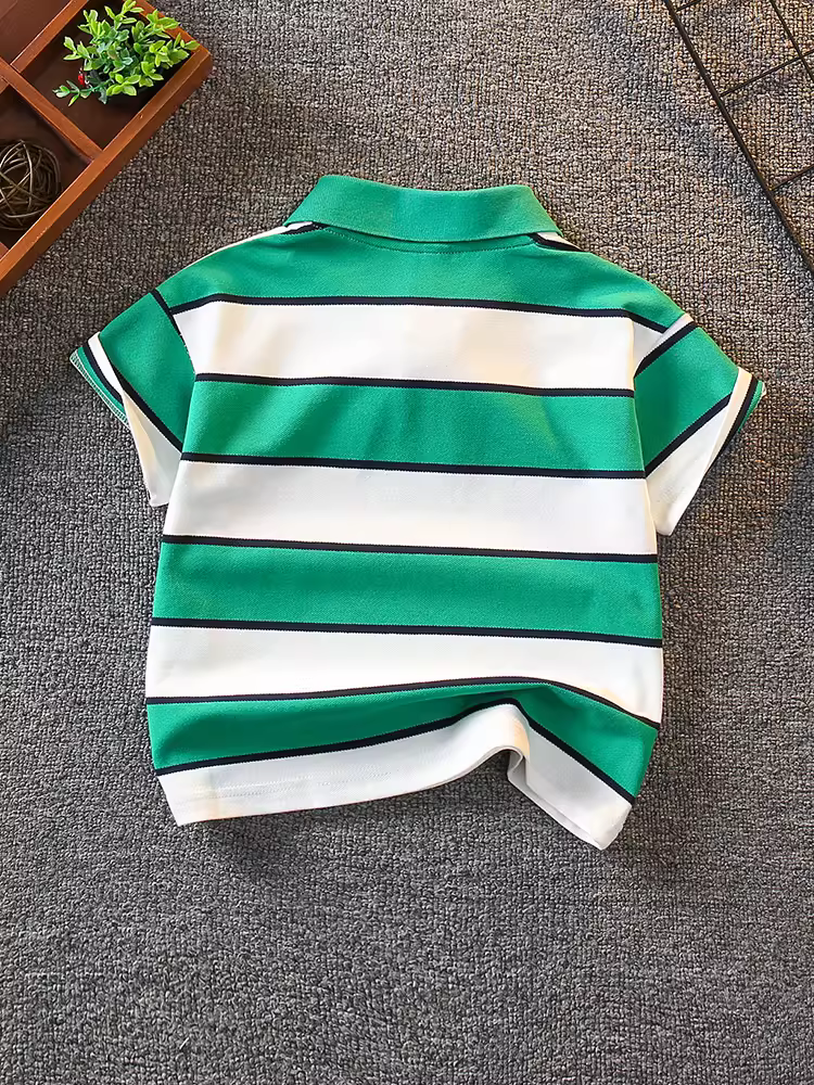 Áo thun bé trai hè 2025 kiểu polo mới, chất liệu thoáng mát, thời trang, cá tính, tay ngắn rộng rãi cho bé trai.