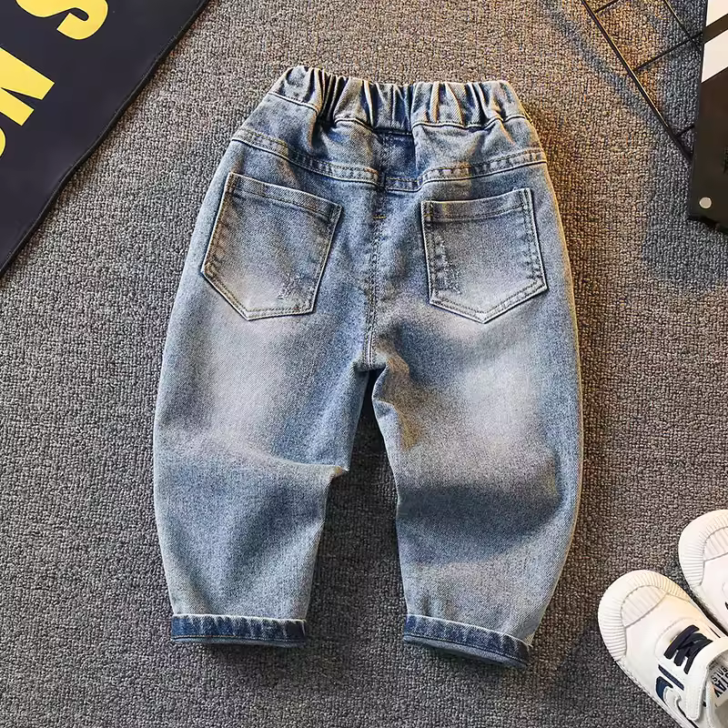 Quần jeans bé trai 2025 kiểu dáng mới thời trang mùa xuân quần trẻ nhỏ hợp xu hướng quần dài trẻ em mùa xuân thu thường ngày
