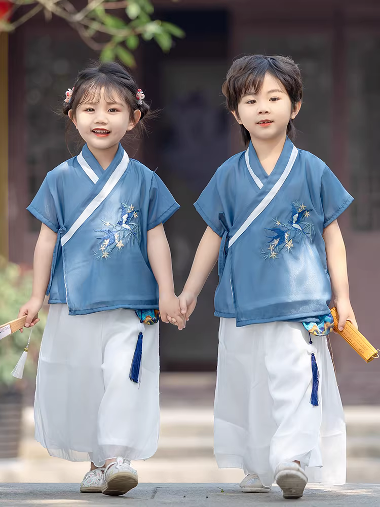 Trang phục biểu diễn ngày thiếu nhi kiểu Trung Hoa Hanfu dành cho bé trai, kiểu dáng truyền thống, mỏng nhẹ, tay ngắn, mùa hè 2025, thời trang, đẹp trai