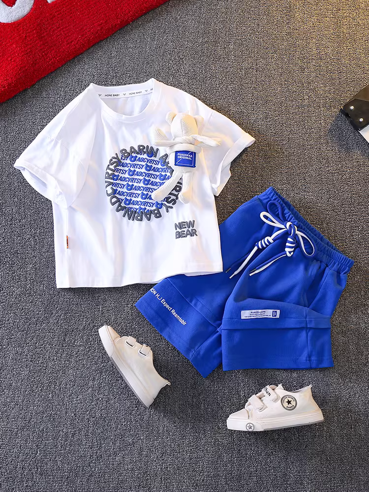 Bộ đồ hè bé trai 2025 kiểu mới thời thượng, bộ hai mảnh mùa hè năng động mát mẻ cho bé trai