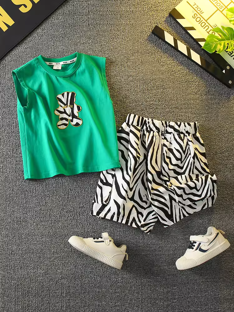 Bộ vest hè bé trai kiểu mới 2025, quần áo trẻ em không tay thời trang, mát mẻ và sành điệu