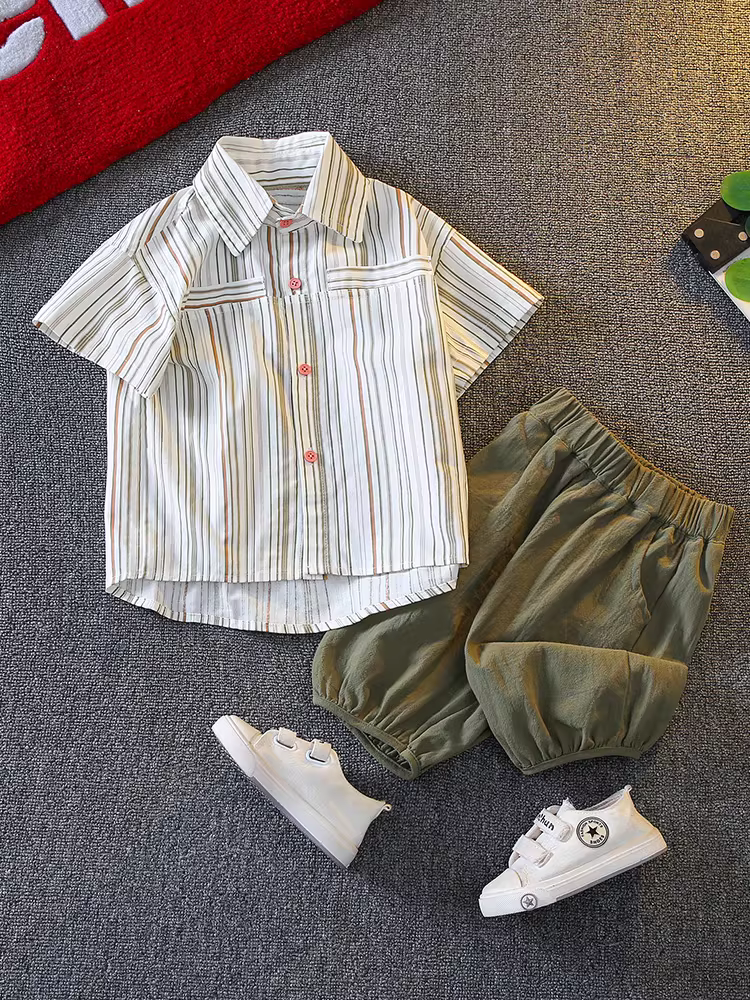 Bộ trang phục mùa hè cho bé trai, áo sơ mi thời trang và bắt mắt, bộ hai mảnh cho trẻ em, mẫu mới mùa hè 2025, tay ngắn, thoải mái và hợp xu hướng.