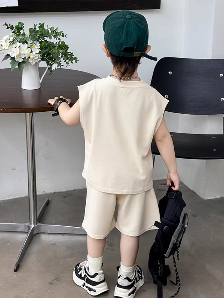 Trang phục mùa hè cho bé trai 2025, áo ba lỗ thể thao trẻ em mới, thời trang hot trend mạng xã hội, áo vest sành điệu, thời trang trẻ em