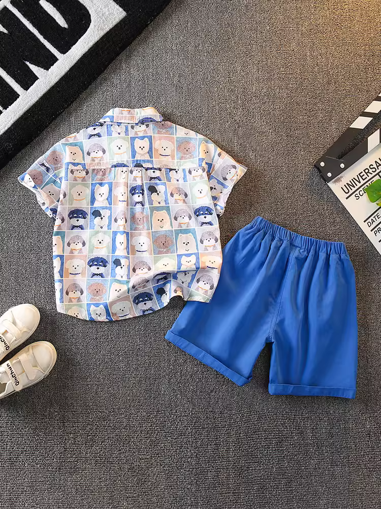 Bộ trang phục hè cho bé trai 2025 mới, kiểu dáng thời trang và đẹp trai, bộ hai mảnh mùa hè chất liệu cotton nguyên chất, tay ngắn, thời trang cho bé trai.