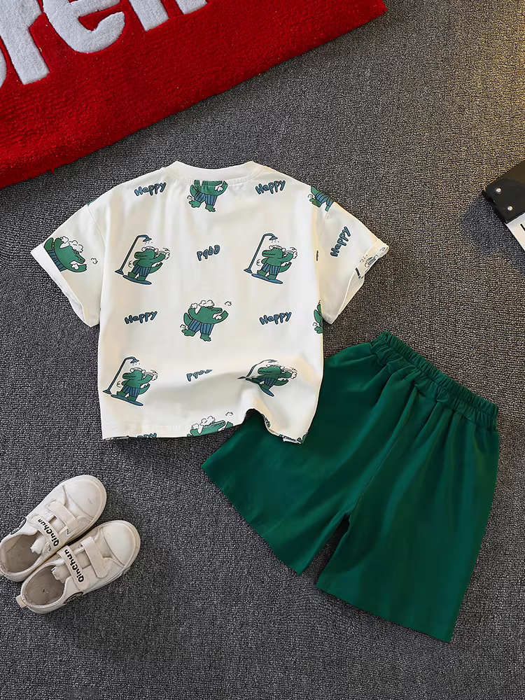 Bộ đồ hè bé trai 2025, quần áo trẻ em mới, kiểu dáng mùa hè ngắn tay, bộ đồ hè ngắn tay cho bé trai đẹp trai