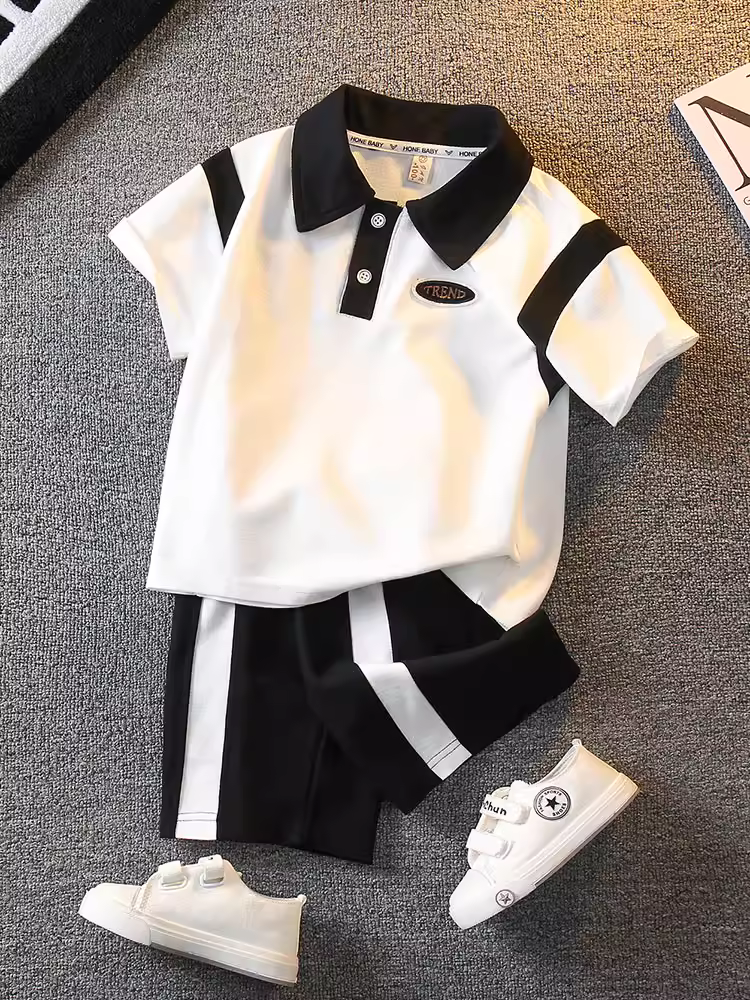 Bộ quần áo hè cho bé trai năm 2025, kiểu dáng thời trang, quần áo trẻ em, áo polo ngắn tay mát mẻ và lịch lãm, bộ hai mảnh