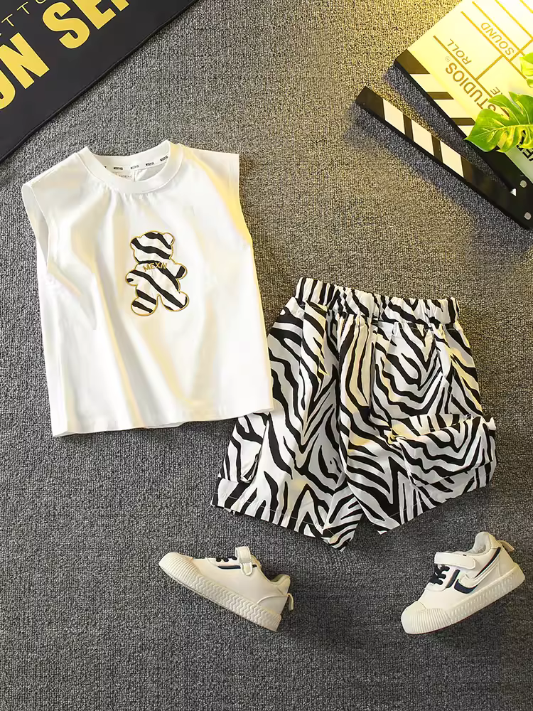 Bộ vest hè bé trai kiểu mới 2025, quần áo trẻ em không tay thời trang, mát mẻ và sành điệu