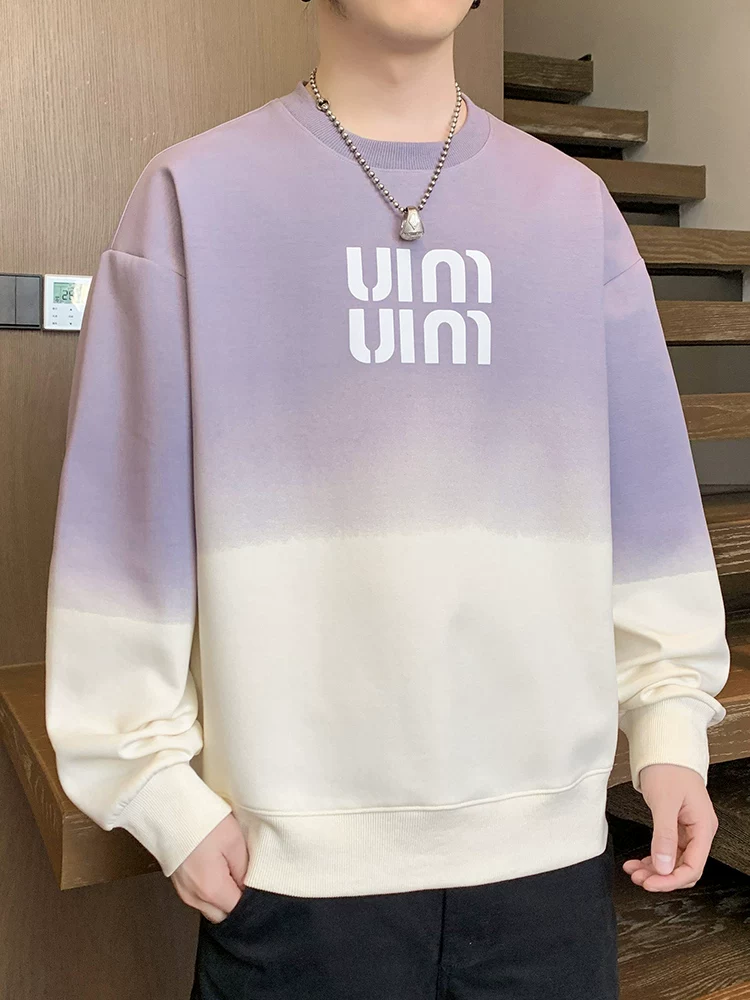 Áo nỉ cổ tròn in chữ màu gradient của Jeanswest dành cho nam, mùa xuân, phong cách Mỹ hợp thời trang, áo dáng rộng không mũ.