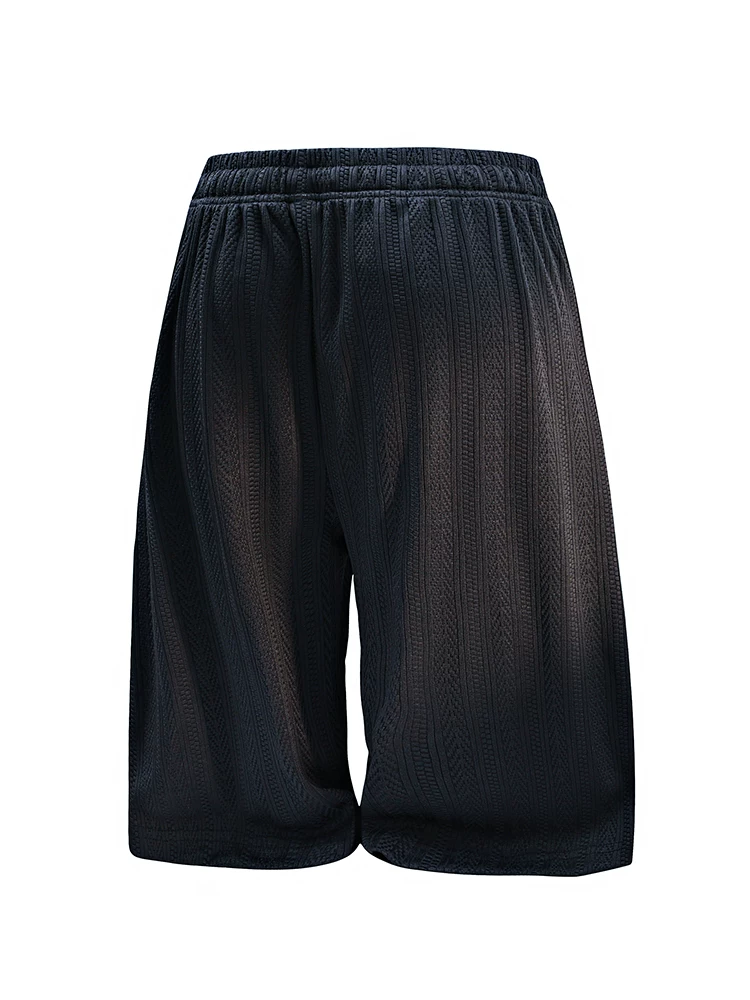 Quần short nam chất liệu có họa tiết phong cách Mỹ của Jeanswest, dáng rộng thoải mái mùa hè, thương hiệu thời trang sành điệu, quần short năm phần có dây rút thoáng khí.