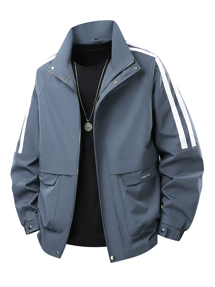 Áo khoác nam kiểu Mỹ cổ đứng ba sọc của Jeanswest, áo khoác thời trang cao cấp mới cho mùa xuân thu.