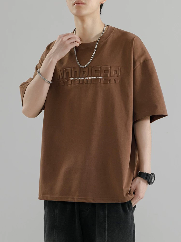 Áo thun cotton nguyên chất cao cấp Jeanswest, thiết kế nổi 3D, dáng rộng thời trang, chất liệu dày dặn, mẫu mới hè 2025.