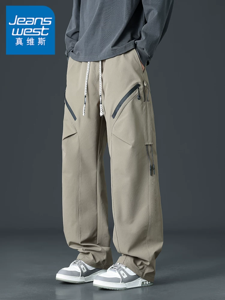 Quần cargo ống rộng kiểu Mỹ của Jeanswest có nhiều túi dành cho nam, mùa xuân thu, quần thường ngày có dây rút màu trơn hợp thời trang.