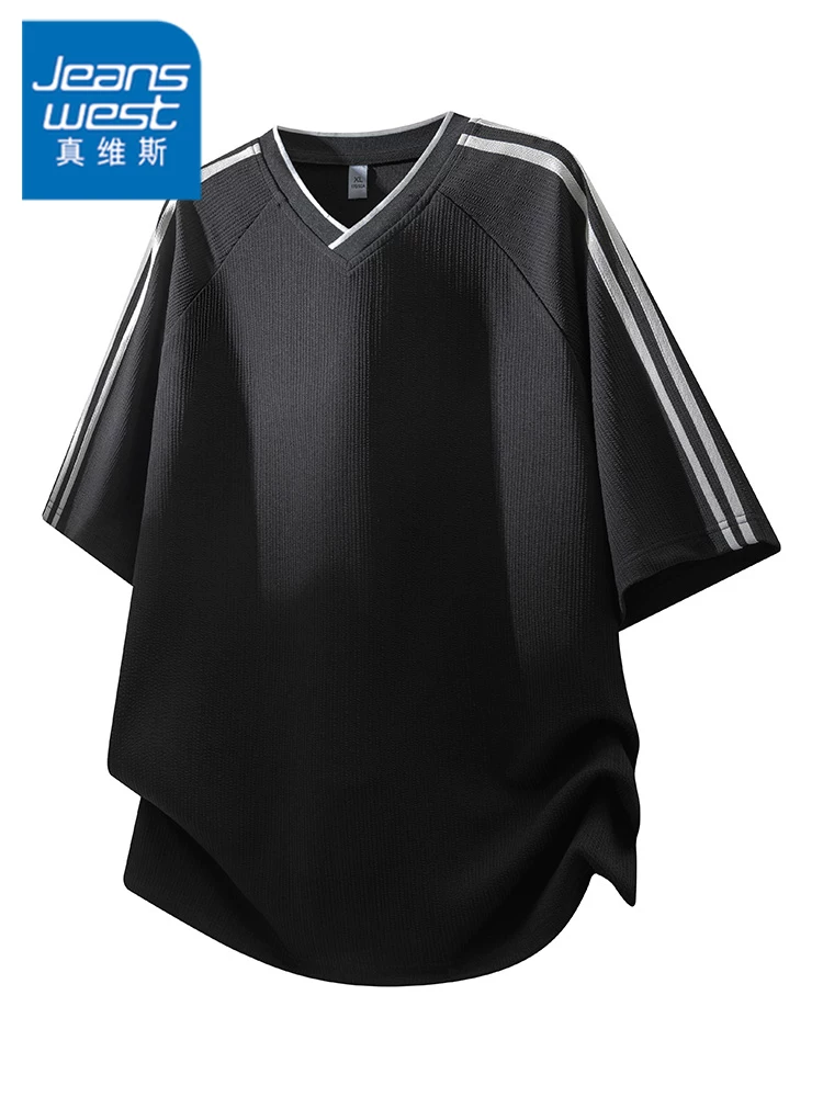 Áo thun ngắn tay cổ chữ V sọc thời trang phong cách Mỹ của Jeanswest dành cho nam, áo thể thao rộng rãi và thoáng khí cho mùa xuân thu.