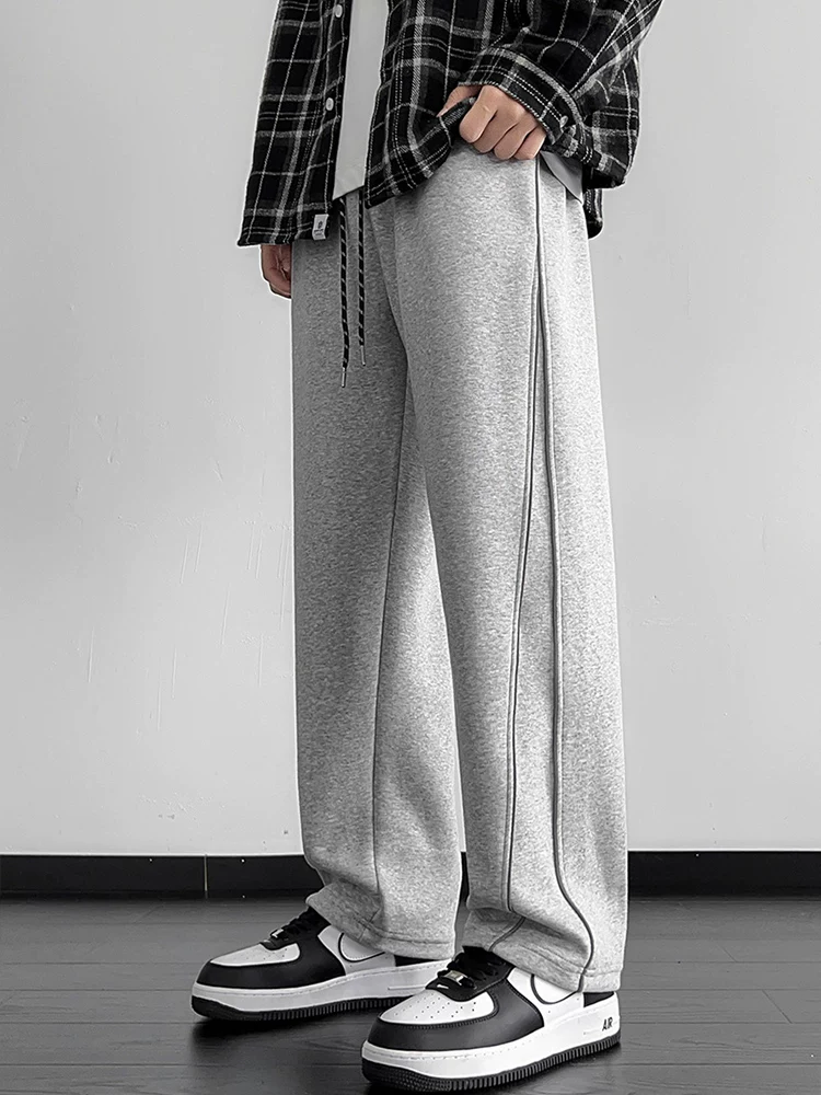 Quần dài nam Jeanswest kiểu Mỹ, chất liệu dày dặn, dáng rộng thoải mái, đa năng, ống thẳng, phong cách thể thao, thích hợp cho mùa xuân.