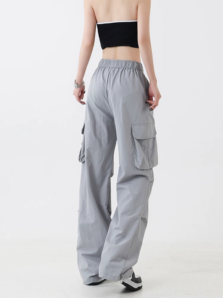 Quần cargo thể thao ống đứng màu trơn của Jeanswest dành cho nam, quần ống rộng rộng rãi đa năng mới cho mùa hè.