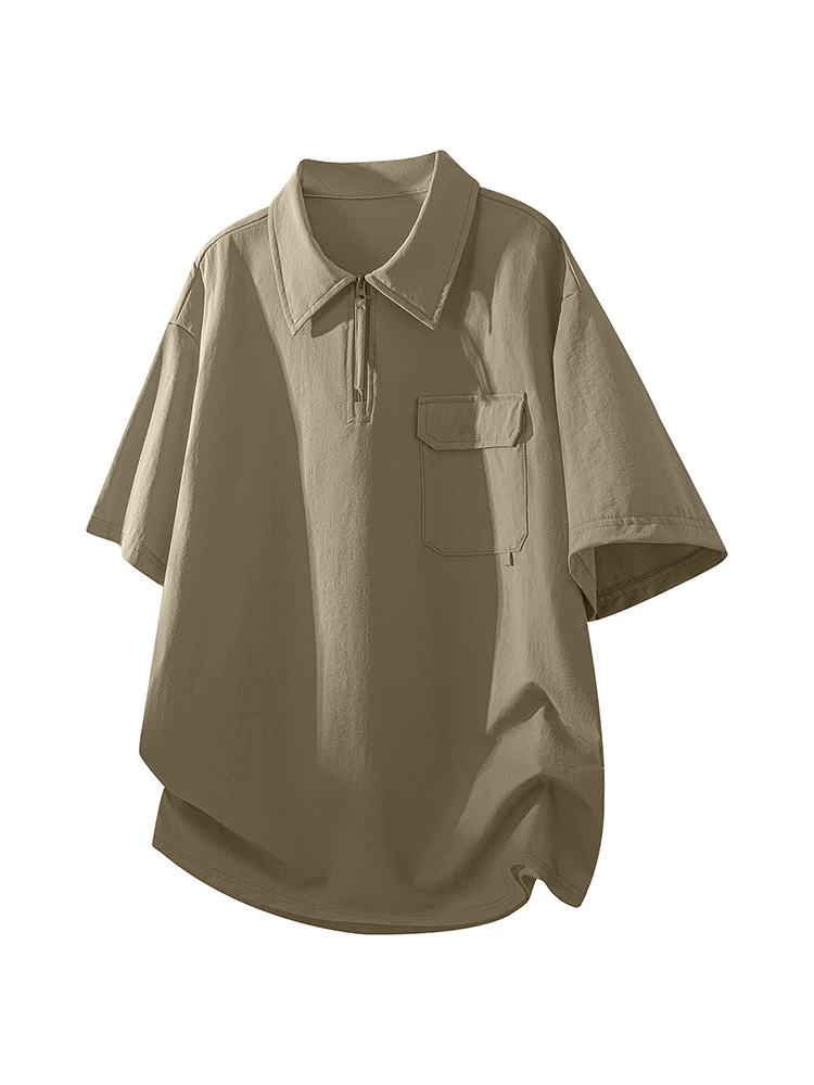 Áo thun nam Jeanswest màu đen nửa tay, nửa khóa kéo, cổ áo kiểu polo, dáng rộng, mặc thường ngày mùa xuân hè