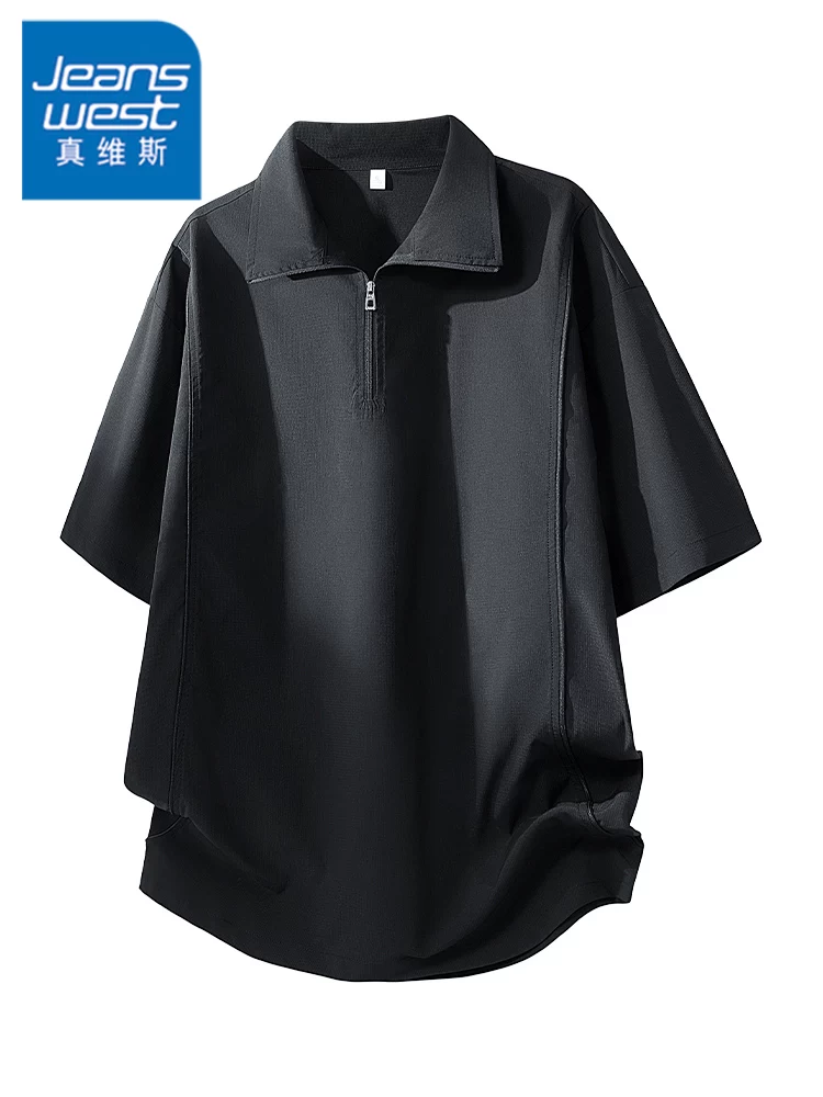 Áo thun nam Jeanswest màu đen, cổ trụ nửa khóa kéo, kiểu dáng mùa hè, rộng rãi, thoáng khí, thân thiện với da, cao cấp, tay ngắn.