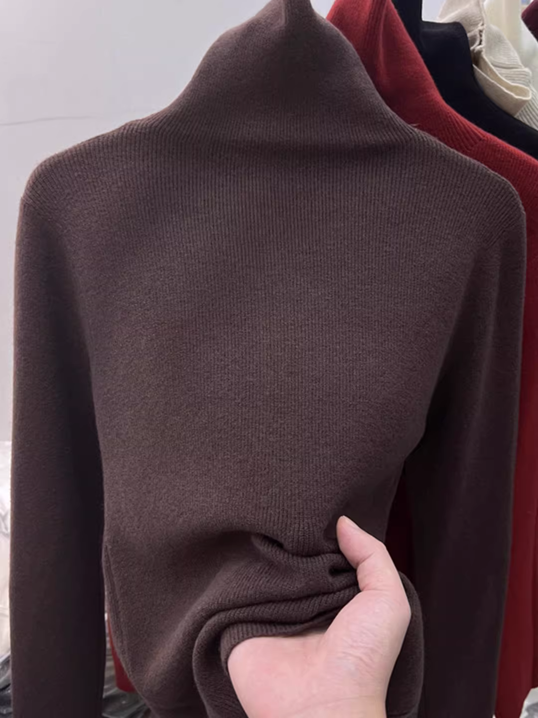 Quần áo nữ giảm giá, áo len cổ cao không nhãn mác, kiểu dáng thu đông mới, áo len ôm dáng, thời thượng.