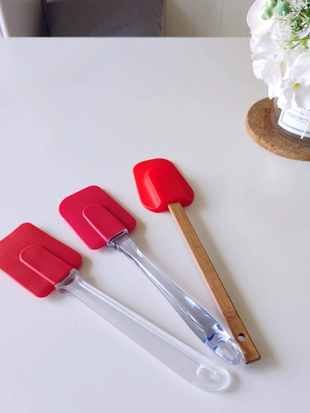 Miễn phí vận chuyển xuất khẩu dụng cụ làm bánh thìa silicone chịu nhiệt cao cao su cạo kem bánh cạo