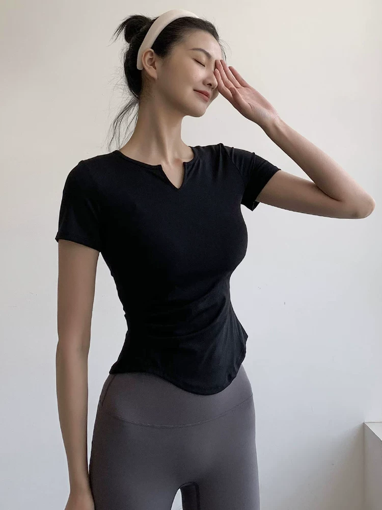 Áo tập yoga kiểu Lulu dành cho nữ, áo thể thao ôm sát, tôn dáng, tay ngắn, cổ chữ V, nhanh khô, thoáng khí, thích hợp cho chạy bộ và tập thể dục.