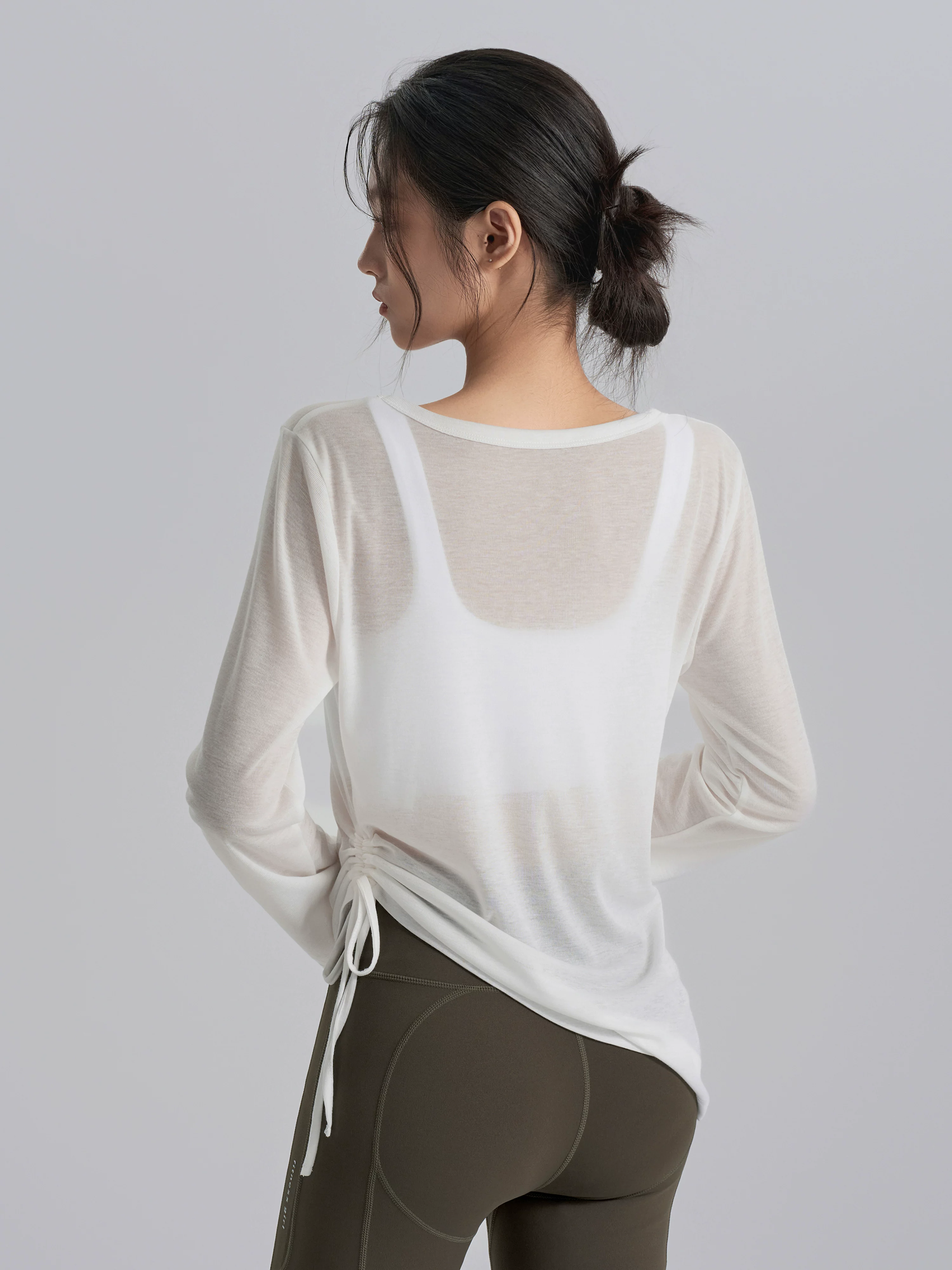 Áo thun thể thao dài tay có dây rút, chất liệu nhanh khô, che phủ toàn thân, thích hợp cho yoga, pilates, chạy bộ.