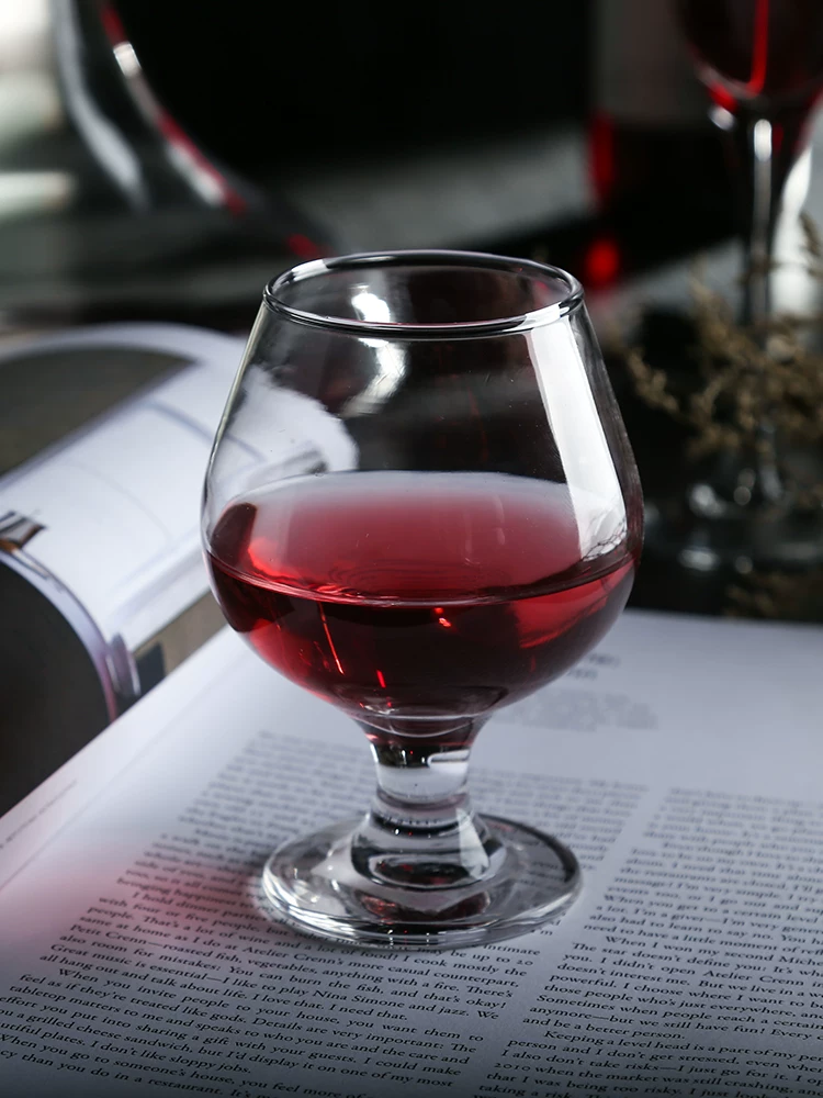 Ly rượu vang đỏ, ly rượu vang cao, ly rượu mạnh kiểu châu Âu có chân ngắn, ly rượu whisky, ly rượu sâm banh