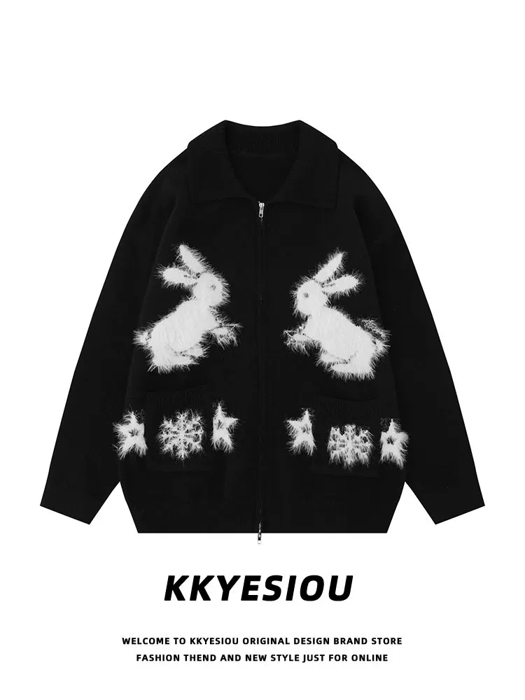 Áo khoác dệt kim jacquard thỏ cổ điển kiểu Mỹ KKyesiou dành cho nam và nữ, áo dệt kim dáng rộng màu đen phong cách preppy dành cho cặp đôi