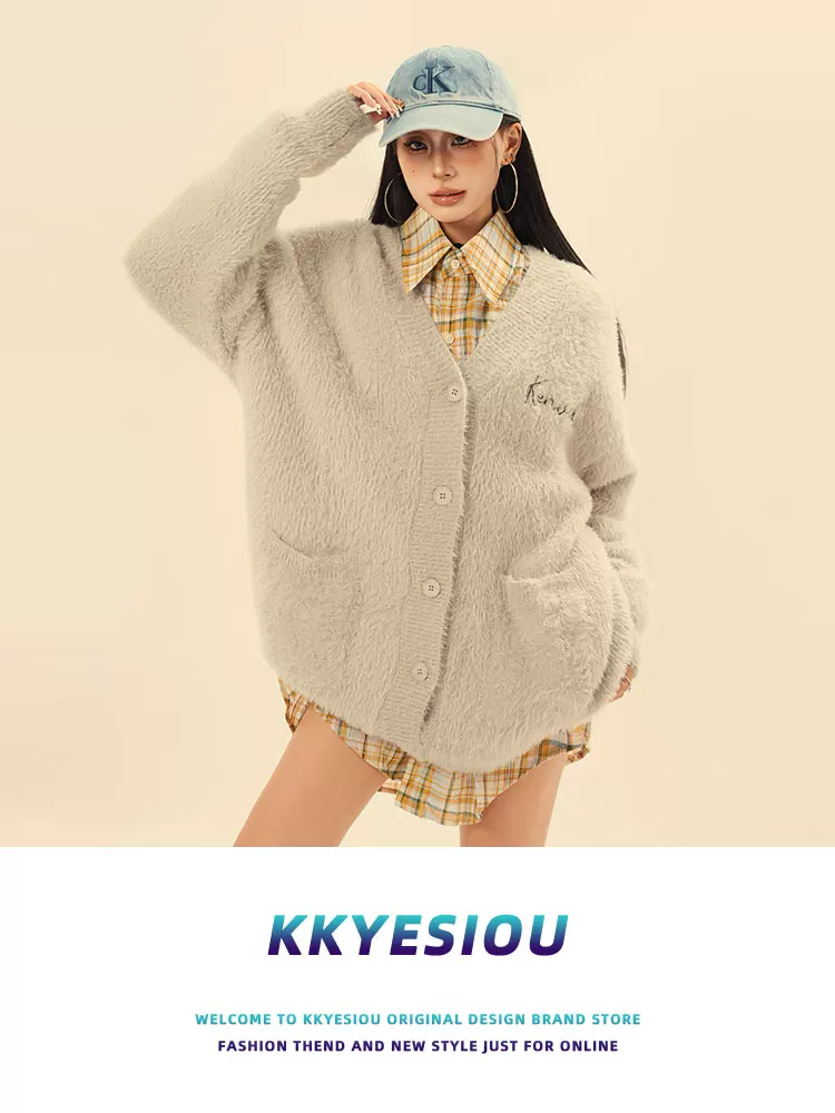 Áo cardigan dệt kim cổ chữ V phong cách đường phố Mỹ thêu lông mohair KKyesiou dành cho nam và nữ, áo khoác len cặp đôi phong cách lười biếng