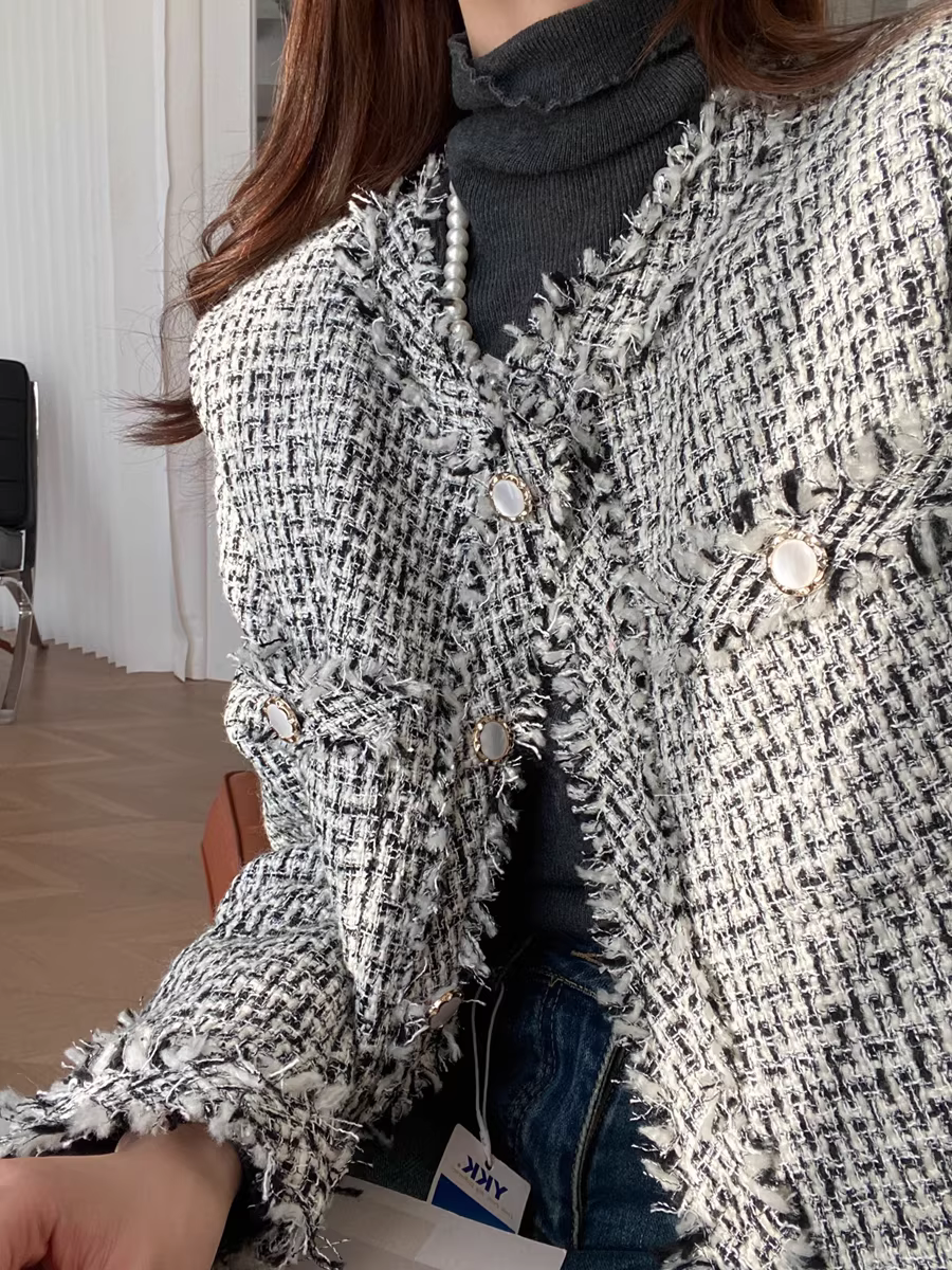 Moonlight Glaze Button~ Sợi len pha trộn màu đen và trắng Áo khoác ngắn bằng vải len tweed phong cách Chanel thanh lịch dành cho nữ mùa thu đông