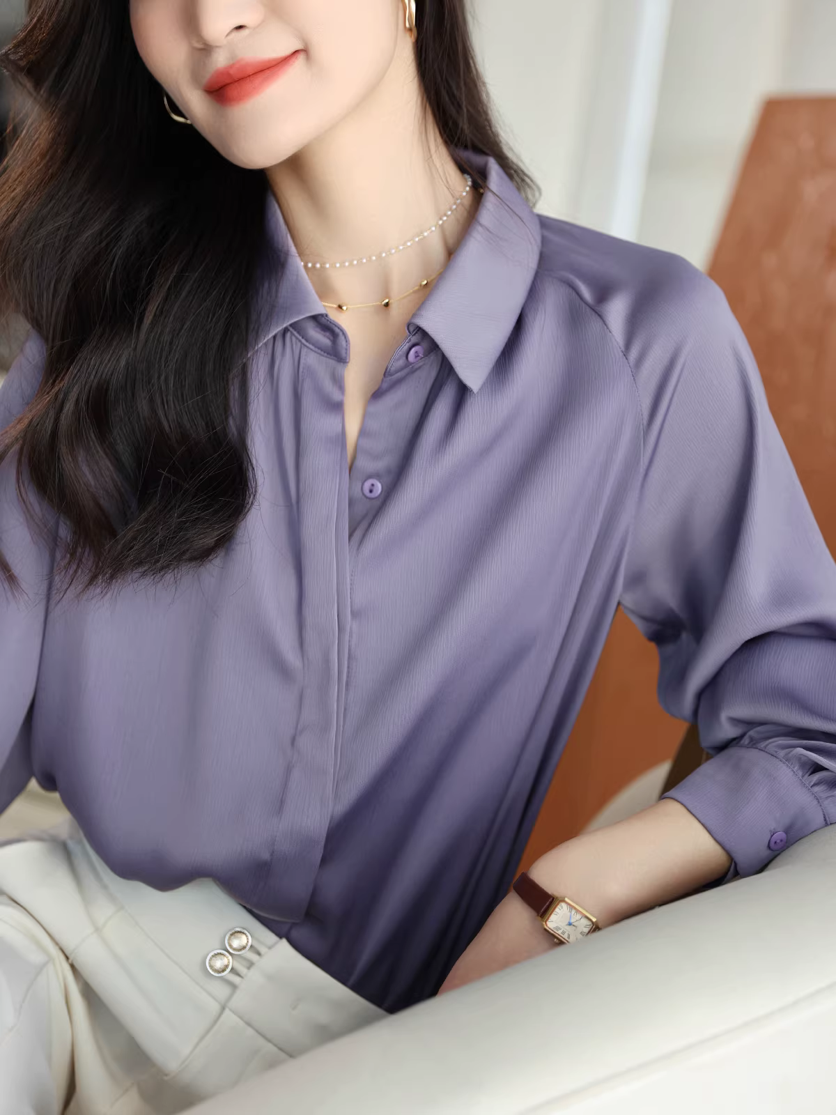 Áo sơ mi dài tay có cổ bằng vải satin, tay áo raglan, dáng rộng và tôn dáng, áo sơ mi mới mùa xuân dành cho nữ