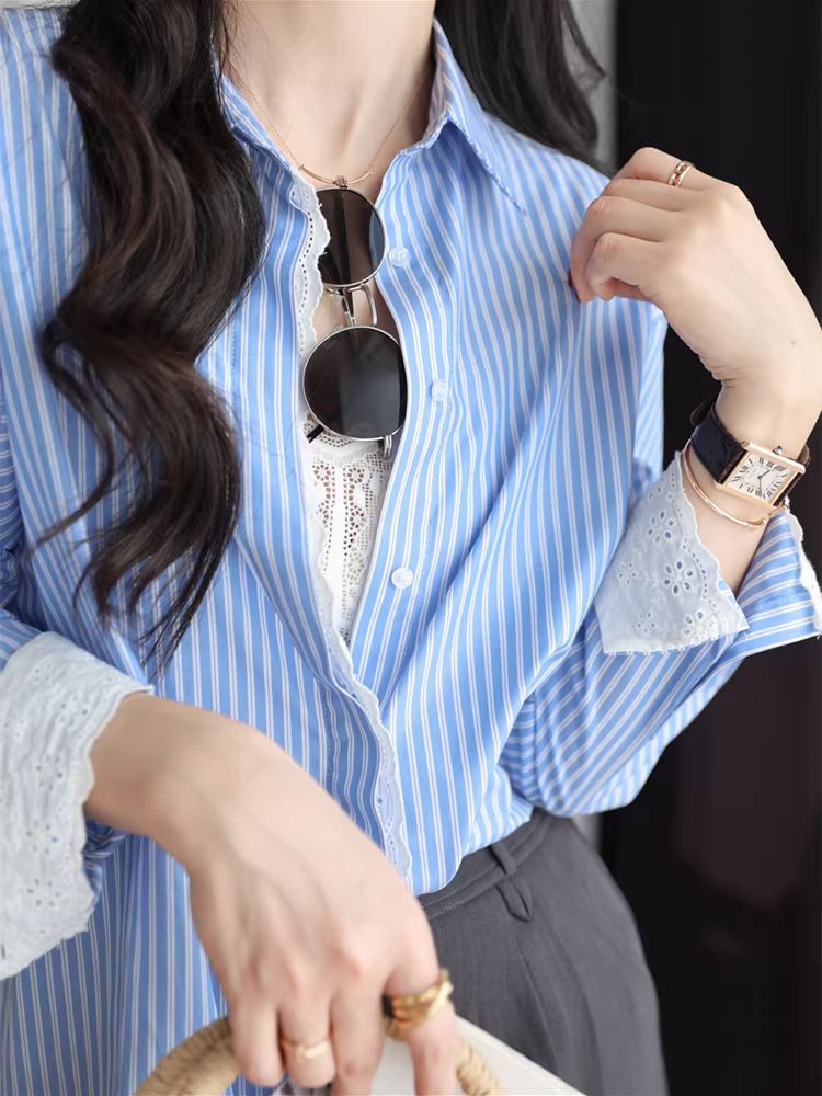 Áo sơ mi sọc thiết kế phối ren đa năng kiểu Pháp chống nhăn dáng rộng tay dài dành cho nữ mùa xuân