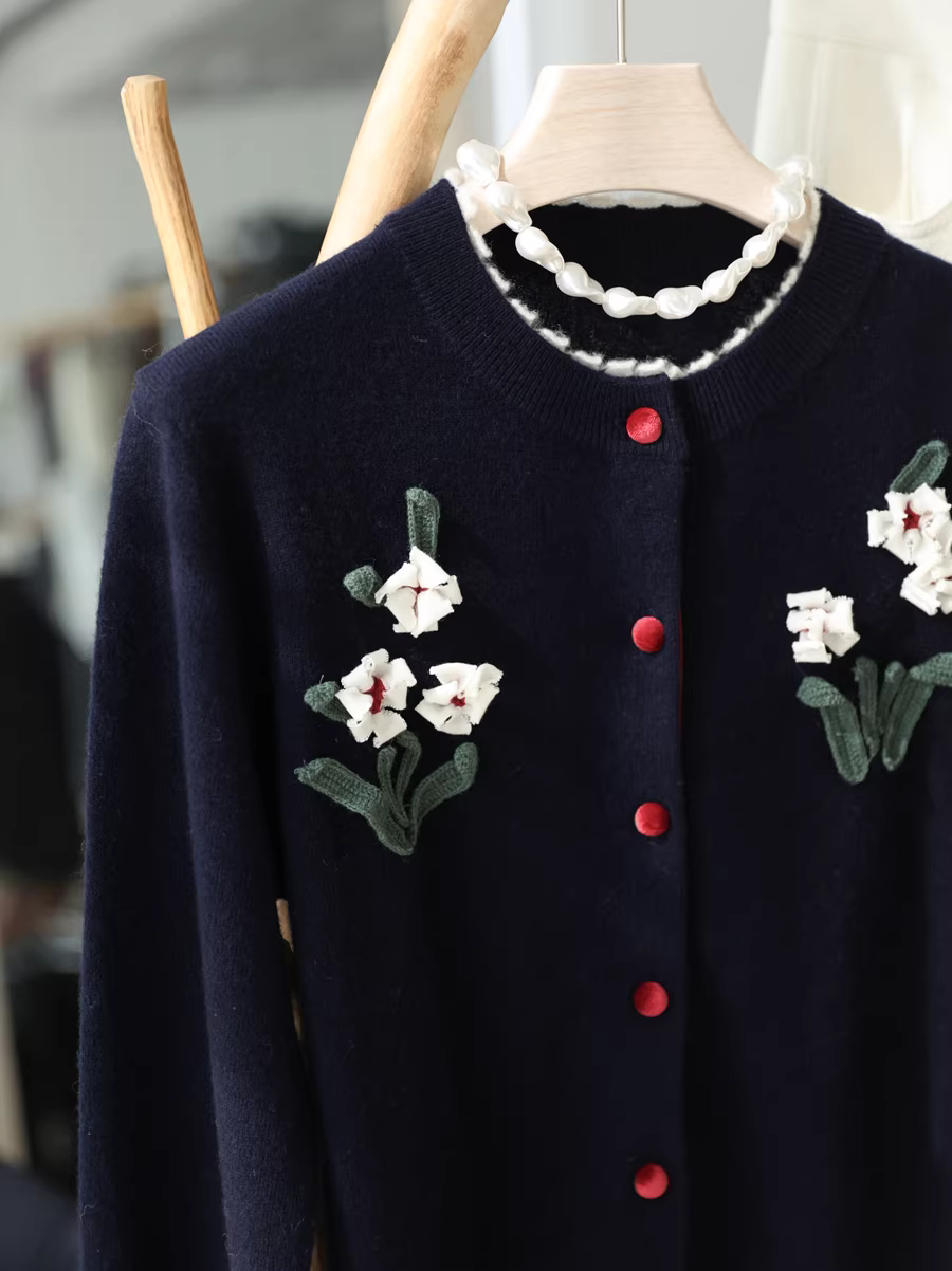 Phong cách của Lưu Văn! Áo len móc 3D thủ công 3K+ 100% len dệt kim dày dặn dành cho nữ mùa thu đông