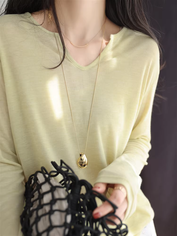 Cảm giác lười biếng và thư giãn ~ Áo thun dài tay dáng rộng cổ chữ V mềm mại và co giãn Áo thun điều hòa chống nắng cho phụ nữ trong mùa xuân và mùa hè