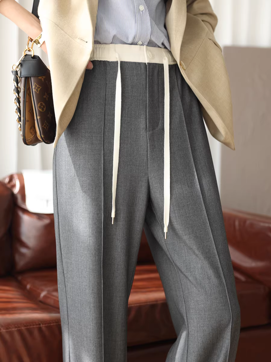 Quần ống rộng dáng suông, chất liệu không nhăn, cạp cao, co giãn, phối màu thời thượng, giúp tôn dáng, mới cho mùa xuân dành cho nữ