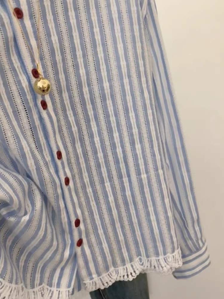 Áo sơ mi viền ren sành điệu cho bé gái, kiểu mới xuân thu 2025, áo sơ mi sọc xanh cho trẻ lớn