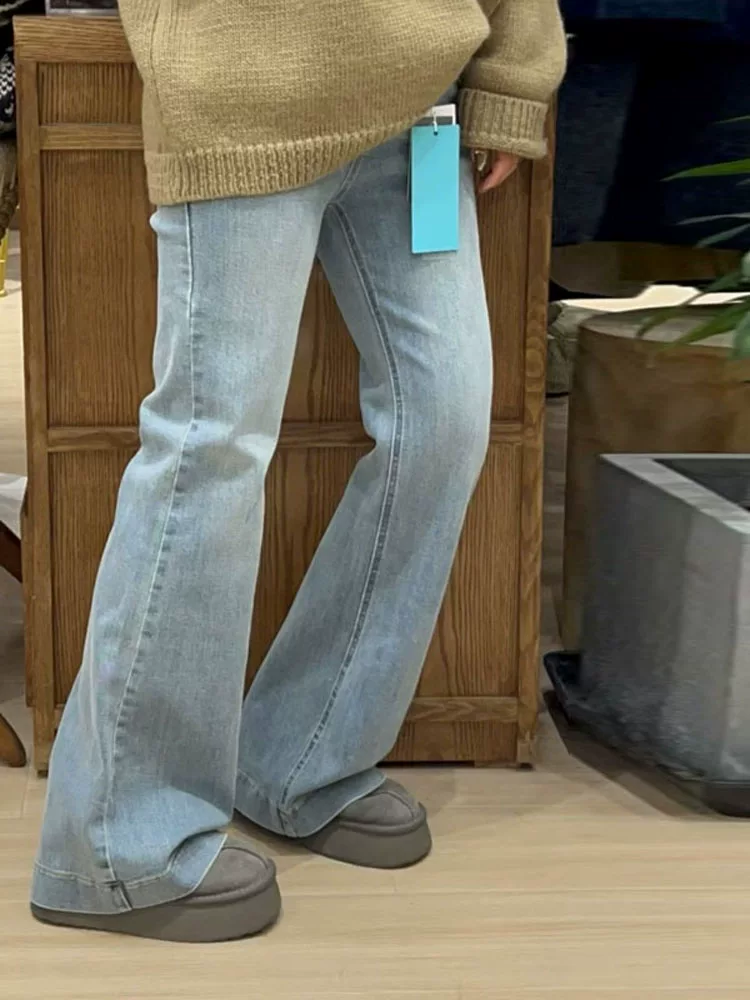 Quần jean xanh nhạt dáng loe cho bé gái, kiểu mới xuân thu 2025, quần ôm dáng bootcut trẻ em, quần dài đa năng cho trẻ lớn