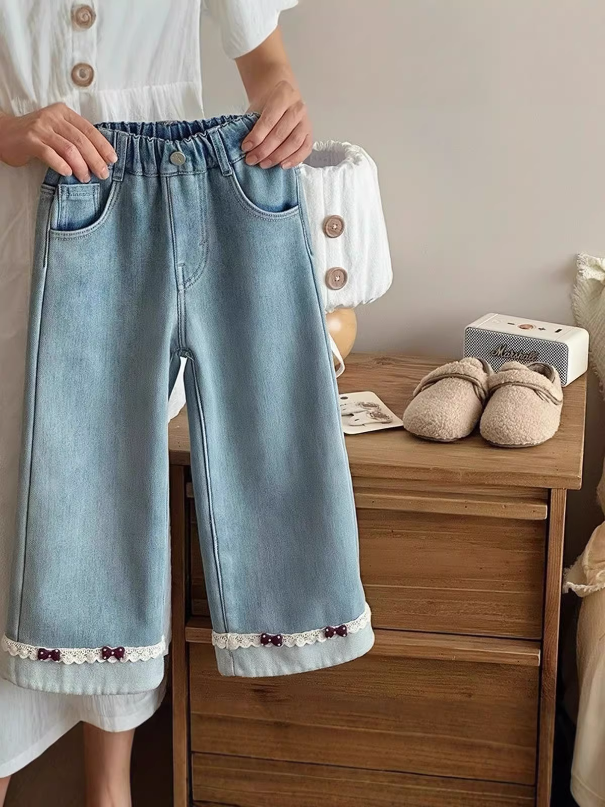 Quần jean ống thẳng dày dặn ấm áp phong cách Hàn Quốc dành cho trẻ lớn, lót lông cừu, quần dài đa năng, mặc thường ngày, dáng rộng, mùa đông