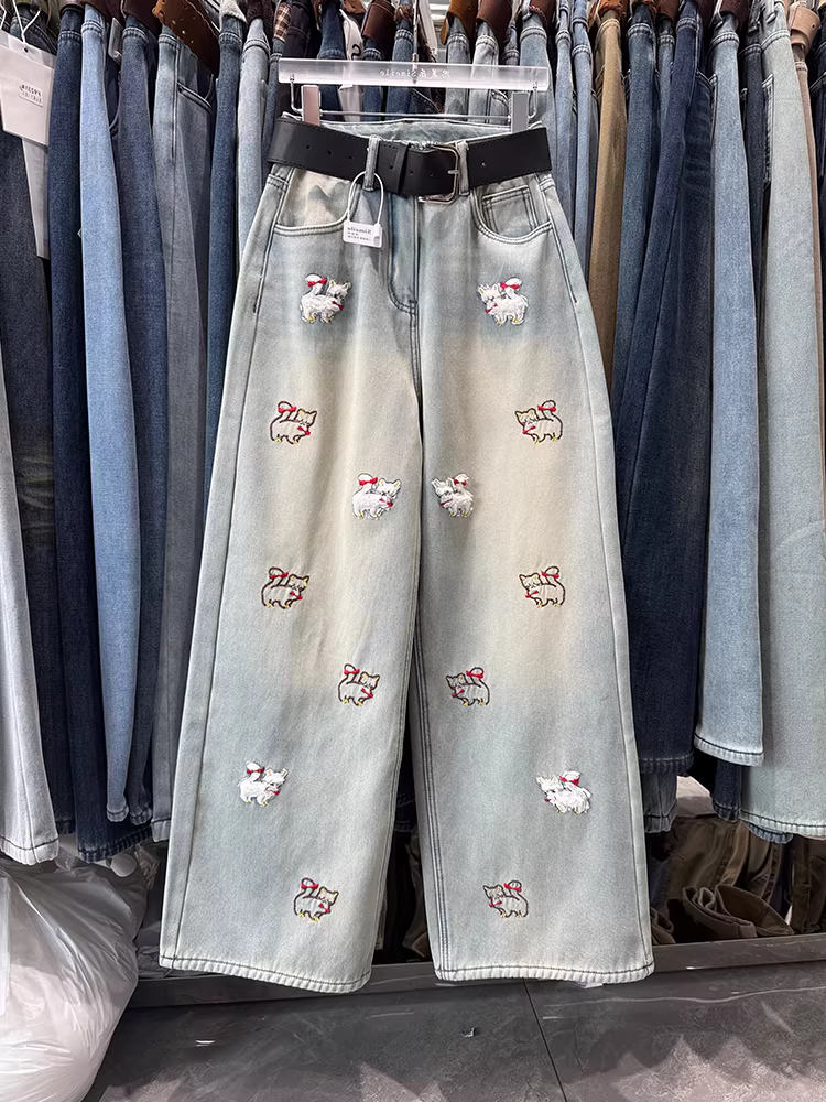 Quần jean dày lót lông cừu thêu 3D dành cho bé gái kiểu dáng mới mùa đông quần ống rộng thẳng dành cho trẻ lớn hơn, thích hợp cho việc phối đồ giữa cha mẹ và con cái.