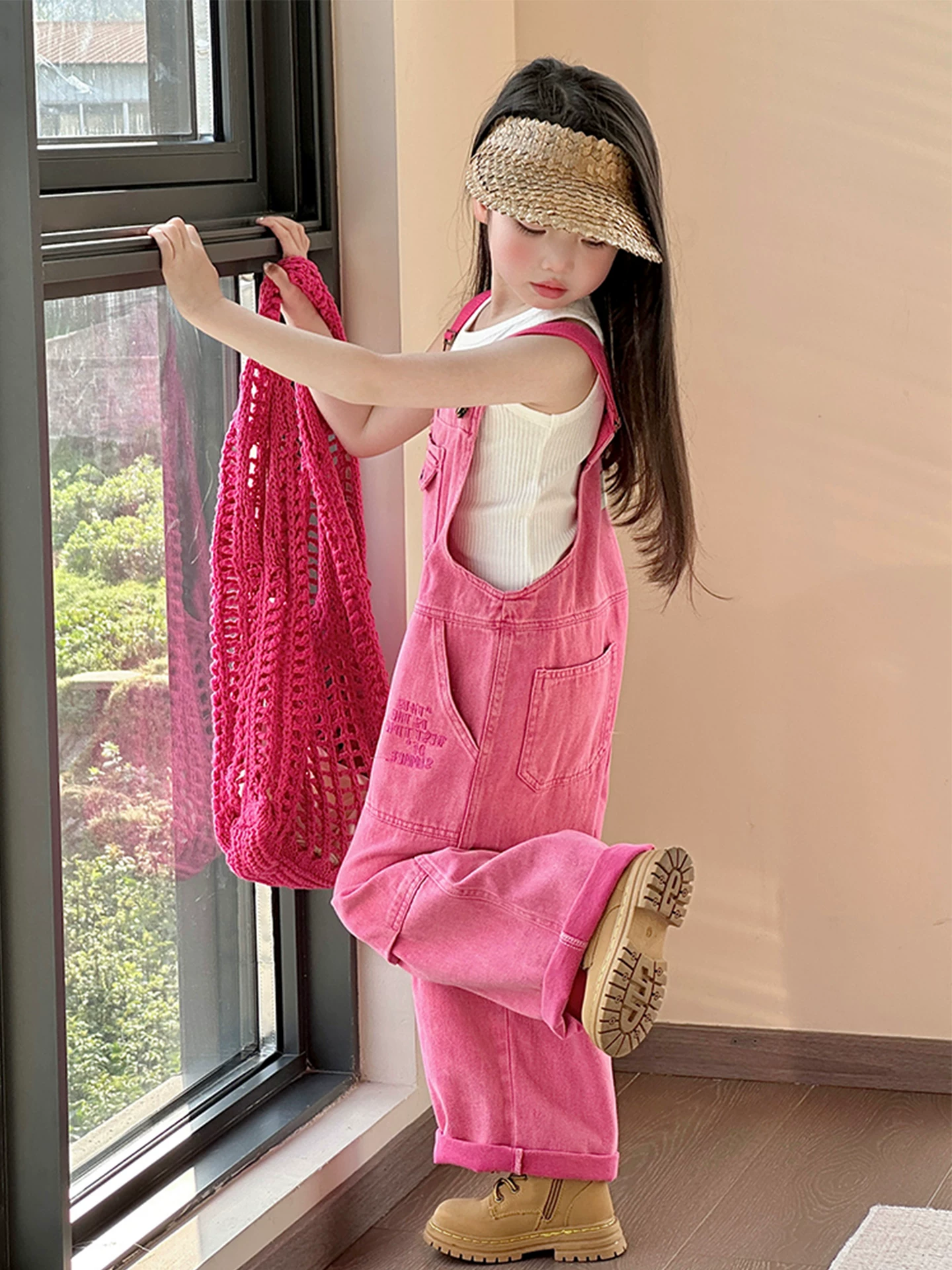 Quần yếm denim màu hồng dành cho bé gái, quần ống rộng, mẫu mới xuân thu 2025, phong cách Hàn Quốc