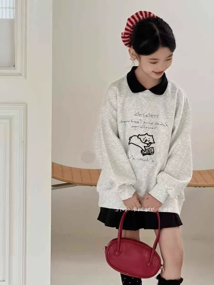 Áo polo bé gái quần áo trẻ em mùa thu phong cách dáng rộng cổ bẻ dài tay áo khoác lớp trong mới