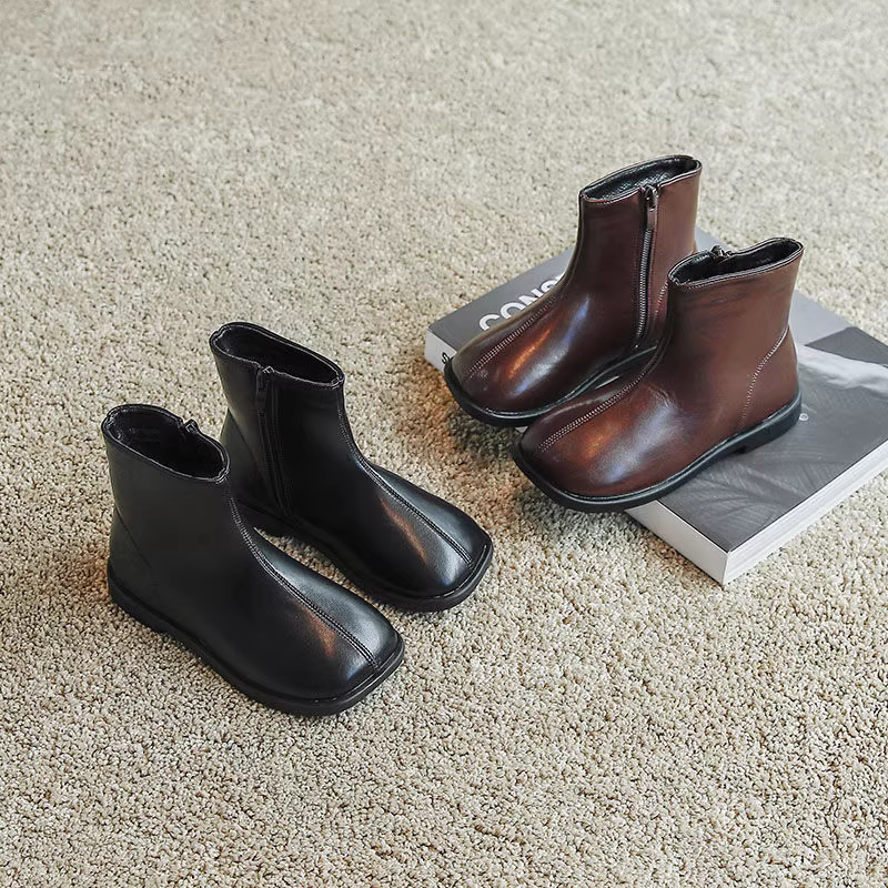 Giày bốt ngắn trẻ em mùa đông 2025 kiểu mới, giày bốt da thật kiểu Anh cho bé gái, giày bốt mùa thu kiểu bé, giày bốt lót bông đôi giữ ấm