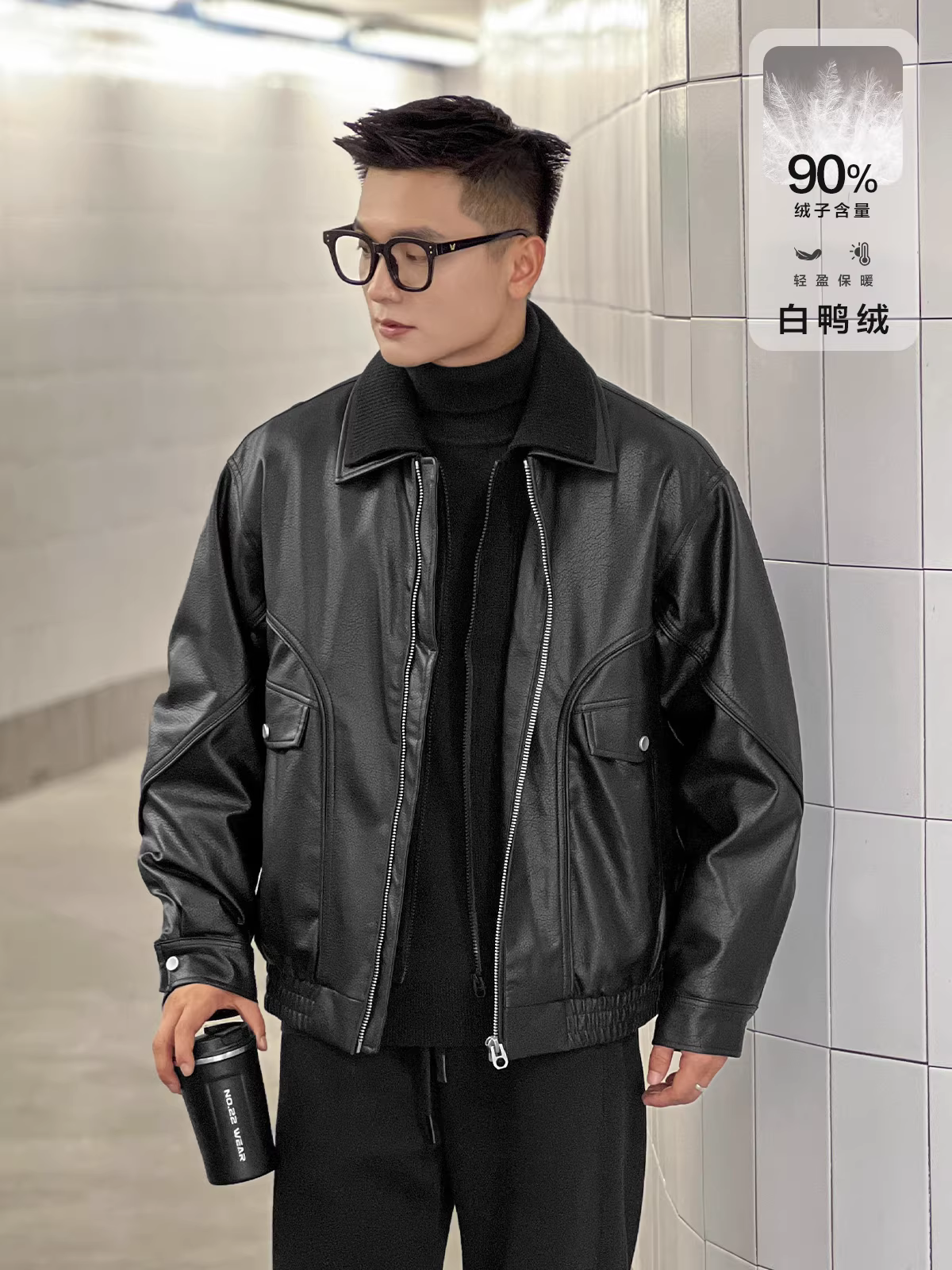 Số 22 mặc áo khoác lông vũ tiêu chuẩn quốc gia mới 90, mang lại cảm giác cao cấp và thiết kế giả hai mảnh dành cho áo khoác nam mùa thu đông.