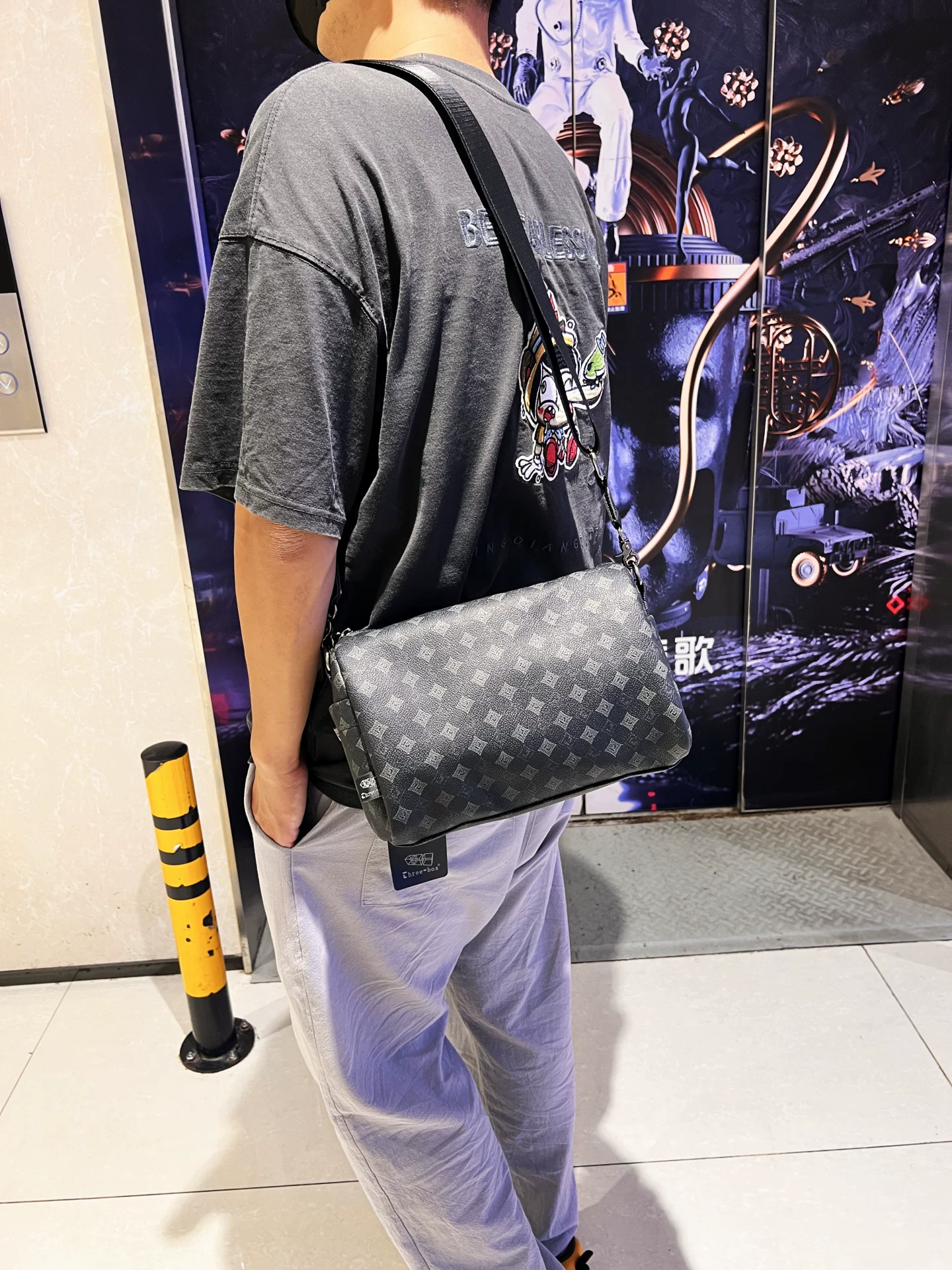 Ba hộp túi đeo vai Nhật Bản và Hàn Quốc, túi đeo chéo cổ điển, túi gối thời thượng, túi hộp cơm trưa dung tích lớn, túi xô, túi xách nam