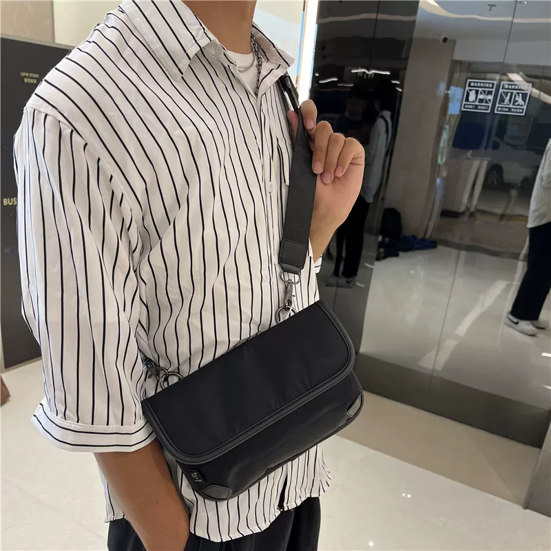 Túi xách nam nylon thời trang ba ngăn, kiểu dáng giản dị, đeo chéo, nhỏ gọn, phong cách Nhật Bản và Hàn Quốc, balo vải unisex di động dành cho giới trẻ