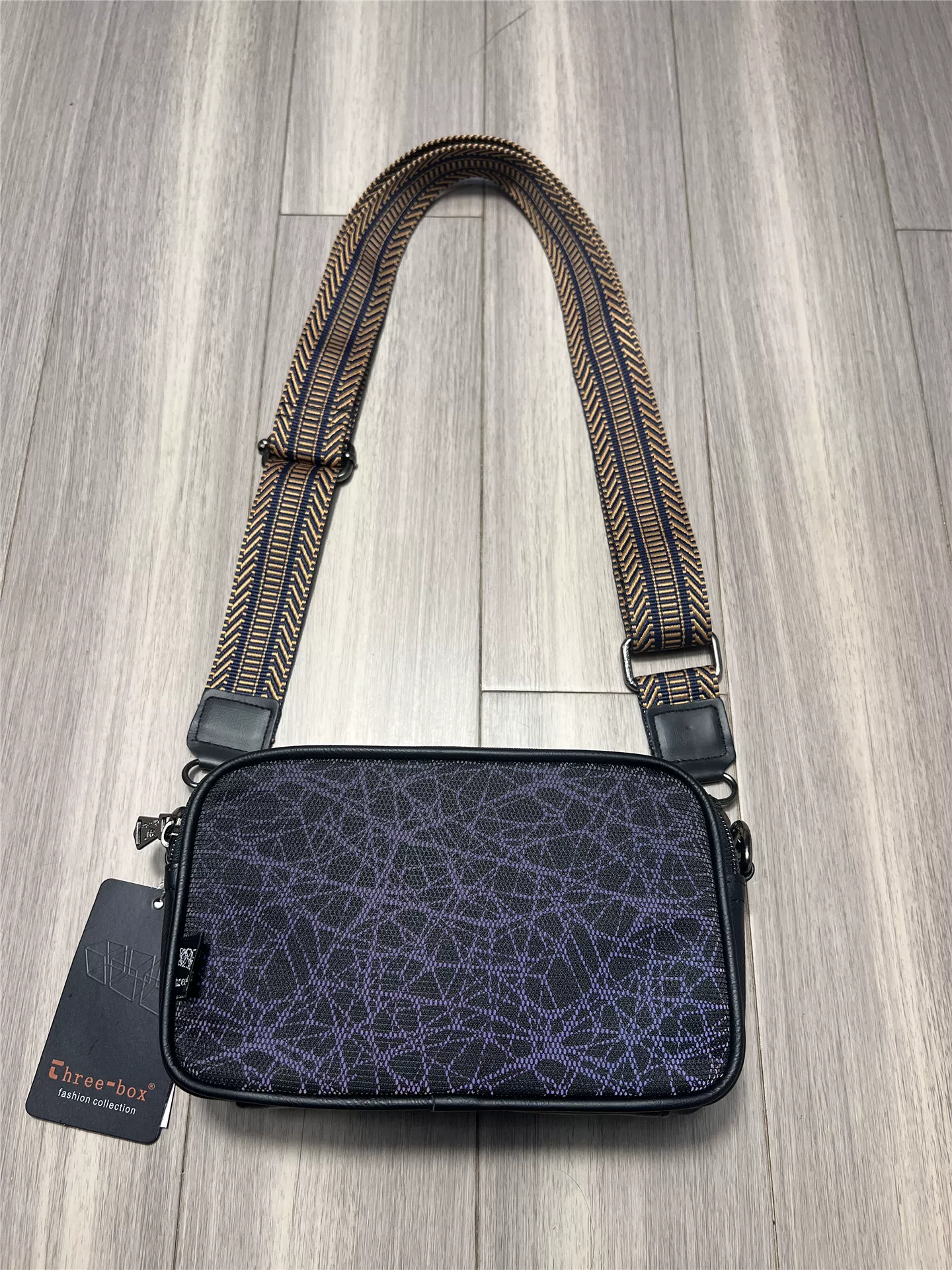 Túi đeo chéo nam thời trang thương hiệu mới Three-Box 2025 phong cách Hàn Quốc và Nhật Bản, balo đi làm chất liệu da mềm, túi đeo vai thường ngày