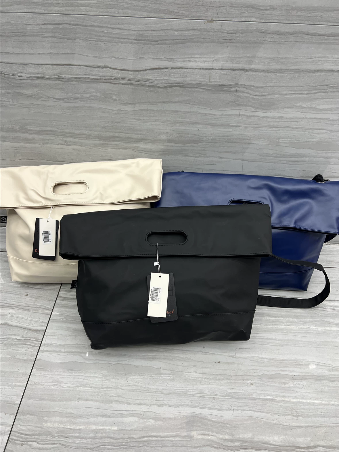 Túi đeo chéo nam thời thượng 2024, túi đeo vai da mềm mới, túi đeo chéo thời trang độc đáo dành cho người đi xe máy