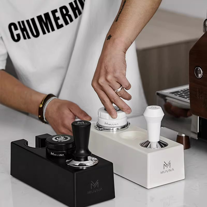 Bộ dụng cụ pha cà phê MUVNA gồm tay cầm máy pha cà phê, giá đỡ, đế ép cà phê kiểu Ý