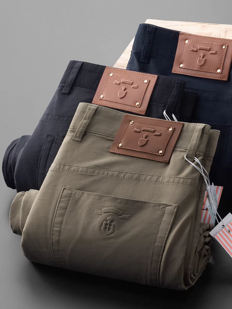 Quần cotton mỏng kiểu dáng thẳng dành cho nam, kiểu dáng năm túi, quần dài chất liệu vải tuýt mịn, đa năng, hơi co giãn và rộng rãi.