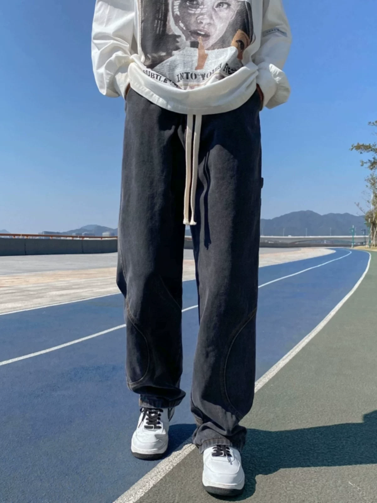 Quần jeans phong cách retro Mỹ dành cho nam, mùa xuân và mùa thu, quần công sở đã qua xử lý làm cũ và tạo hiệu ứng rách, quần ống đứng rộng rãi, hợp thời trang, phong cách đường phố.